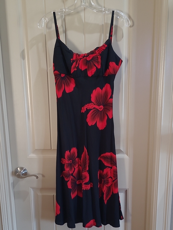 Dresses & Skirts - Black Dress with Bold Red Floral Print